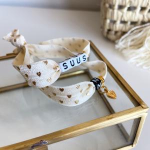 Armband Creme hartjes.jpg