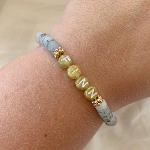Armband katsuki grifty grey.jpeg