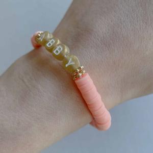 Armband katsuki roze.jpeg