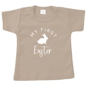 baby shirt pasen first easter met konijn zand wit.jpg