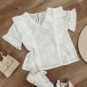 broderie top wit.jpg
