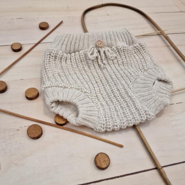 gebreide korte broek beige zyzio zuzia2.jpg