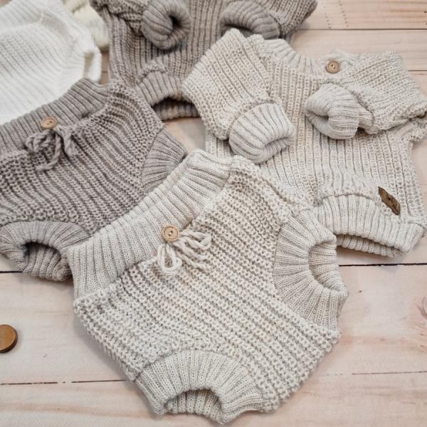 gebreide korte broek beige zyzio zuzia3.jpg