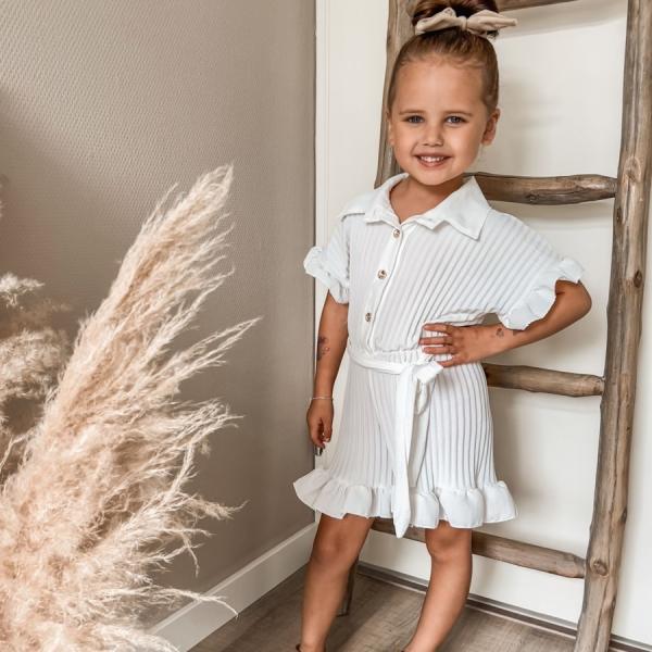 jumpsuit wit meisje.jpg