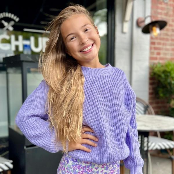 mikkie sweater lavender lila.jpg