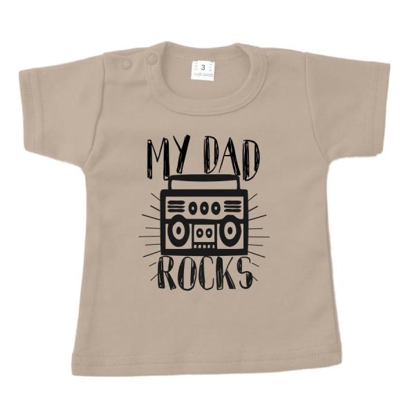 my dad rocks zand.jpg