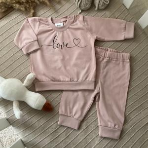 pyjama love roze vierkant.jpg
