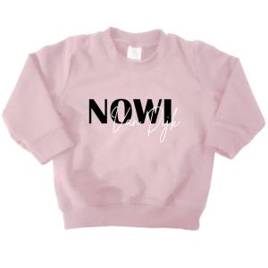 roze sweater achternaam mi toetie.jpg