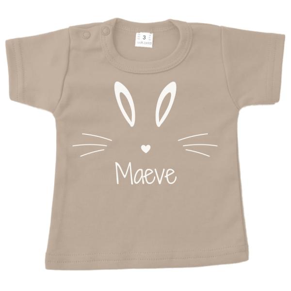 shirt pasen met naam zand.jpg