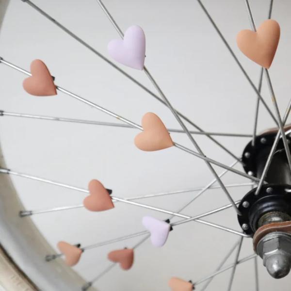 spaakversiering hartjes fiets.jpg
