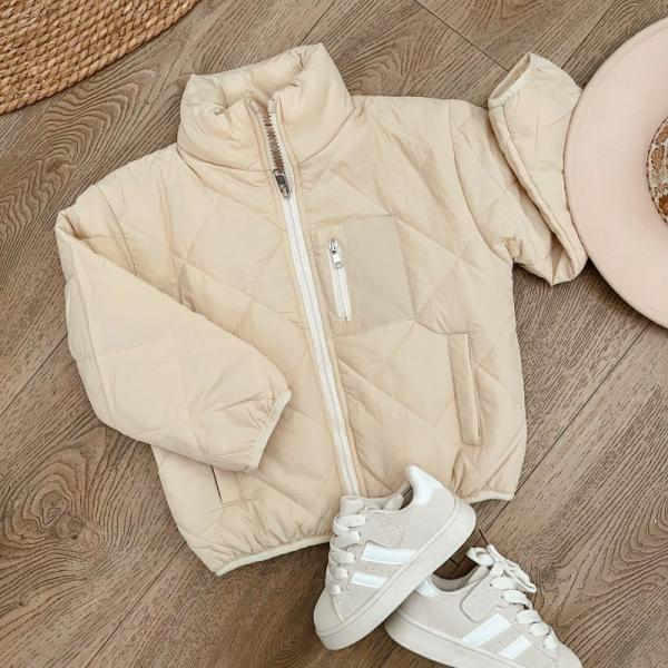 spring jacket beige.jpg