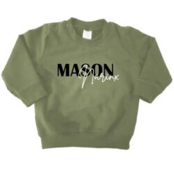 khaki sweater achternaam