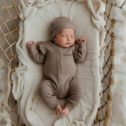 boxpakje taupe=met naam