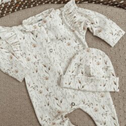 beige bloemen boxpakje meisje