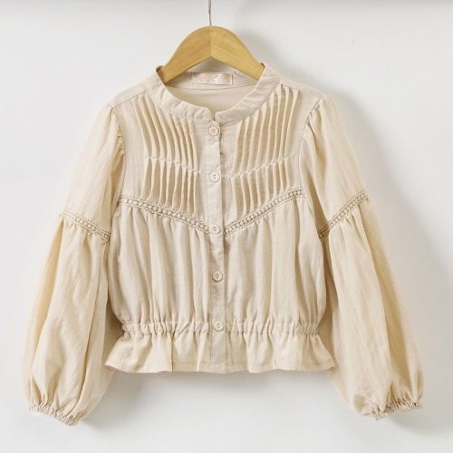 blouse beige