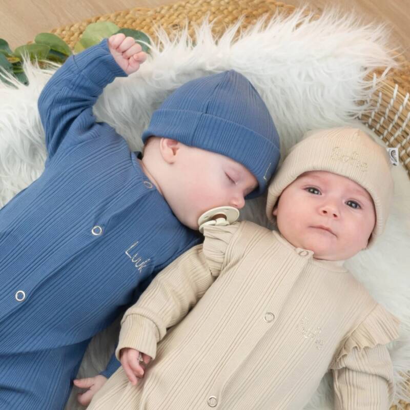 rib boxpakje naam mi toetie blauw beige rib boxpakje naam mi toetie blauw beige