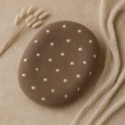 Relaxhoes teddy bruin met geborduurde madeliefjes geschikt voor voedingskussen 170 190 cm Relaxhoes teddy bruin met geborduurde madeliefjes geschikt voor voedingskussen 170 190 cm