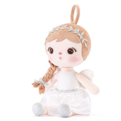 doll wit bruin haar me too