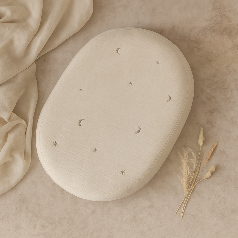 Relaxhoes hydrofiel maantjes en sterren, zachte ademende hoes met geborduurde maan  en sterdetails voor voedingskussen 170–190 cm