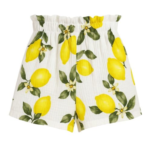 short meisje citroenen