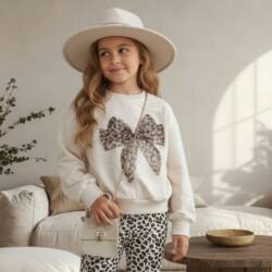 beige sweater leopard strik
