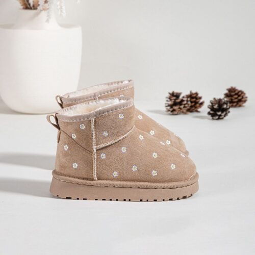 furry boot madeliefjes