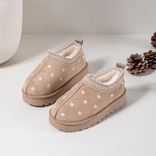 slofjes madeliefjes beige