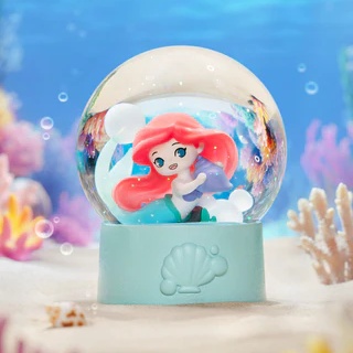 kleine zeemeermin crystal ball