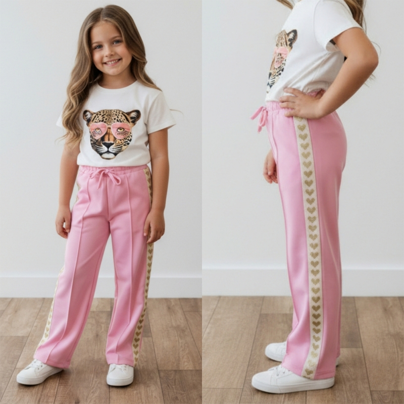 Lichtroze jogger hartjes meisjes met elastische taille en gouden hartjesband aan de zijkant