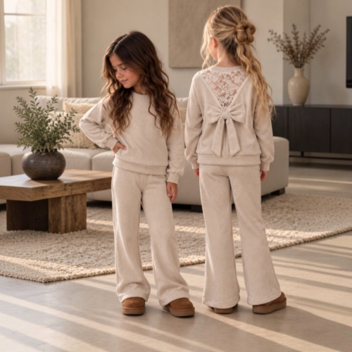 beige meisjes set beige meisjes set
